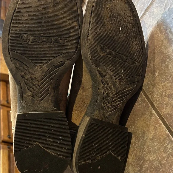 Ariat Men's Cowboy Boots - Tan and Blue - Picture 10 of 12